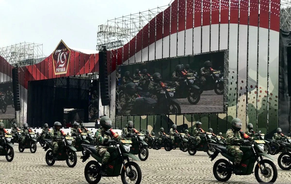Geladi HUT Ke-79, TNI tampilkan desain panggung seperti Istana IKN