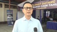 Deputi_Administrasi_Sekretariat_Jenderal_(Setjen)_DPR_RI__Sumariyandono__saat_di_wawancarai_terkait_20241022110637 Seleksi CPNS Setjen DPR Diharapkan Jaring Putra-putri Terbaik Bangsa yang Mampu Ikuti Ritme Kerja Kedewanan