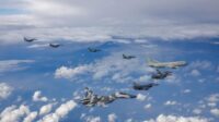 TNI AU benarkan delapan pesawat tempurnya kawal penerbangan Jokowi