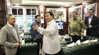 IMG_20240621_162111.jpg Para Ketum Partai KIM Merapat ke Kantor Kemhan Temui Prabowo