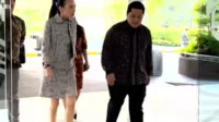 Ketua Umum Persatuan Sepakbola Seluruh Indonesia (PSSI) Erick Thohir (kanan) menerima kunjungan Presiden Federasi Sepak Bola Thailand Nualphan Lamsam atau Madame Pang di Jakarta