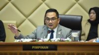 Ketua_Komisi_II_DPR_RI__Muhammad_Rifqinizamy_Karsayuda_di_sela-sela_memimpin_rapat_kerja_Komisi_II_d20241030203752 Beredar Isu Politik Uang, Komisi II DPR Akan Perketat Aturan dan Sanksi