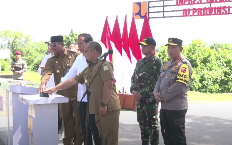 Presiden Jokowi resmikan 24 ruas inpres jalan daerah di Provinsi Aceh