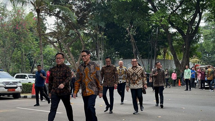 Anis Matta, Bima Arya hingga Ketum Pemuda Muhammadiyah Temui Prabowo