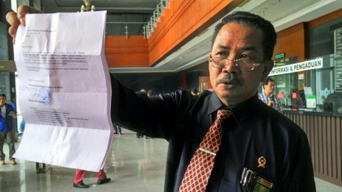 Hakim Binsar M. Gultom