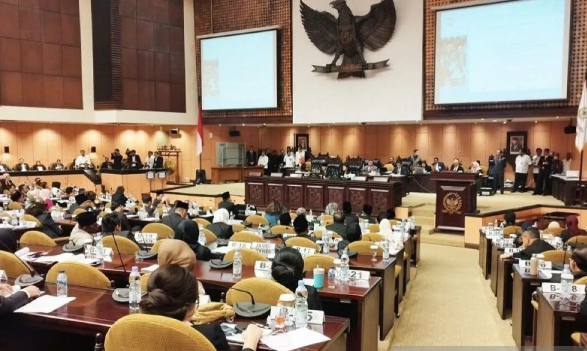 Paripurna perdana DPD beragenda pemilihan pimpinan dihadiri 79 anggota Sempat Ricuh