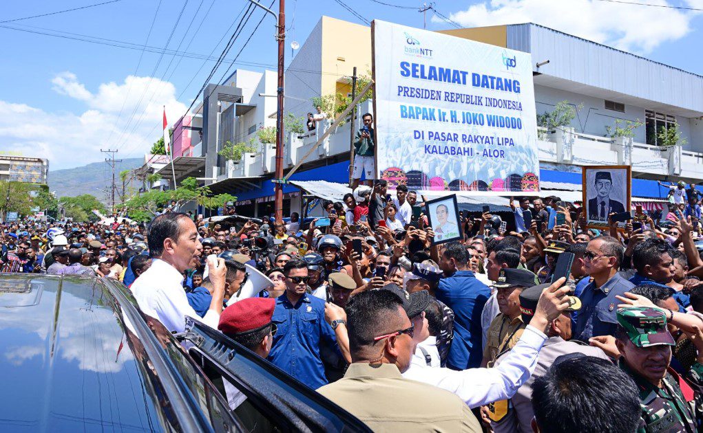 Survei Indikator: Kepuasan Publik terhadap Jokowi 75 Persen