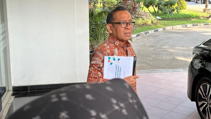 Mensesneg Pastikan Tak Ada Seskab-Menaker Definitif Sampai Prabowo Dilantik