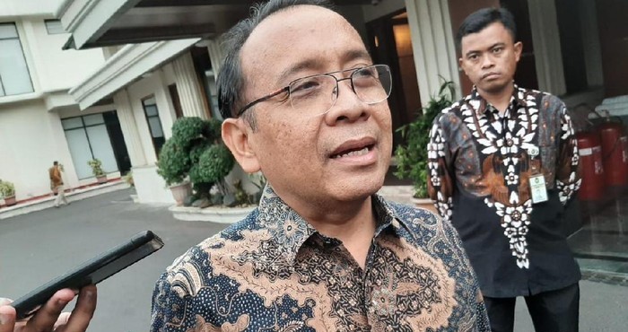 ini Kesan Pratikno 10 Tahun Dampingi Jokowi: Beliau Kerja Keras Luar Biasa