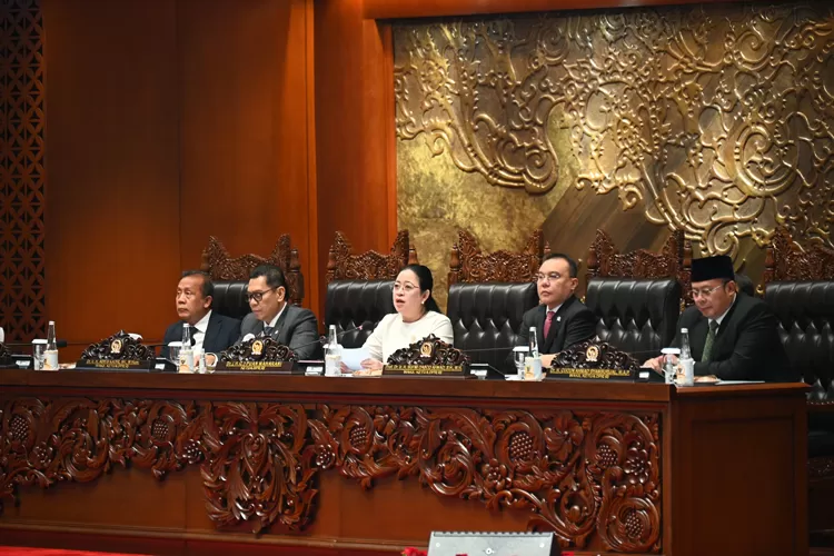 Puan Pimpin Rapat Paripurna Penetapan AKD DPR, Berikut Komposisi dan Ruang Lingkup Kerjanya