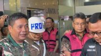 Penampakan Tom Lembong Tersangka Korupsi Impor Gula Ditahan Kejagung