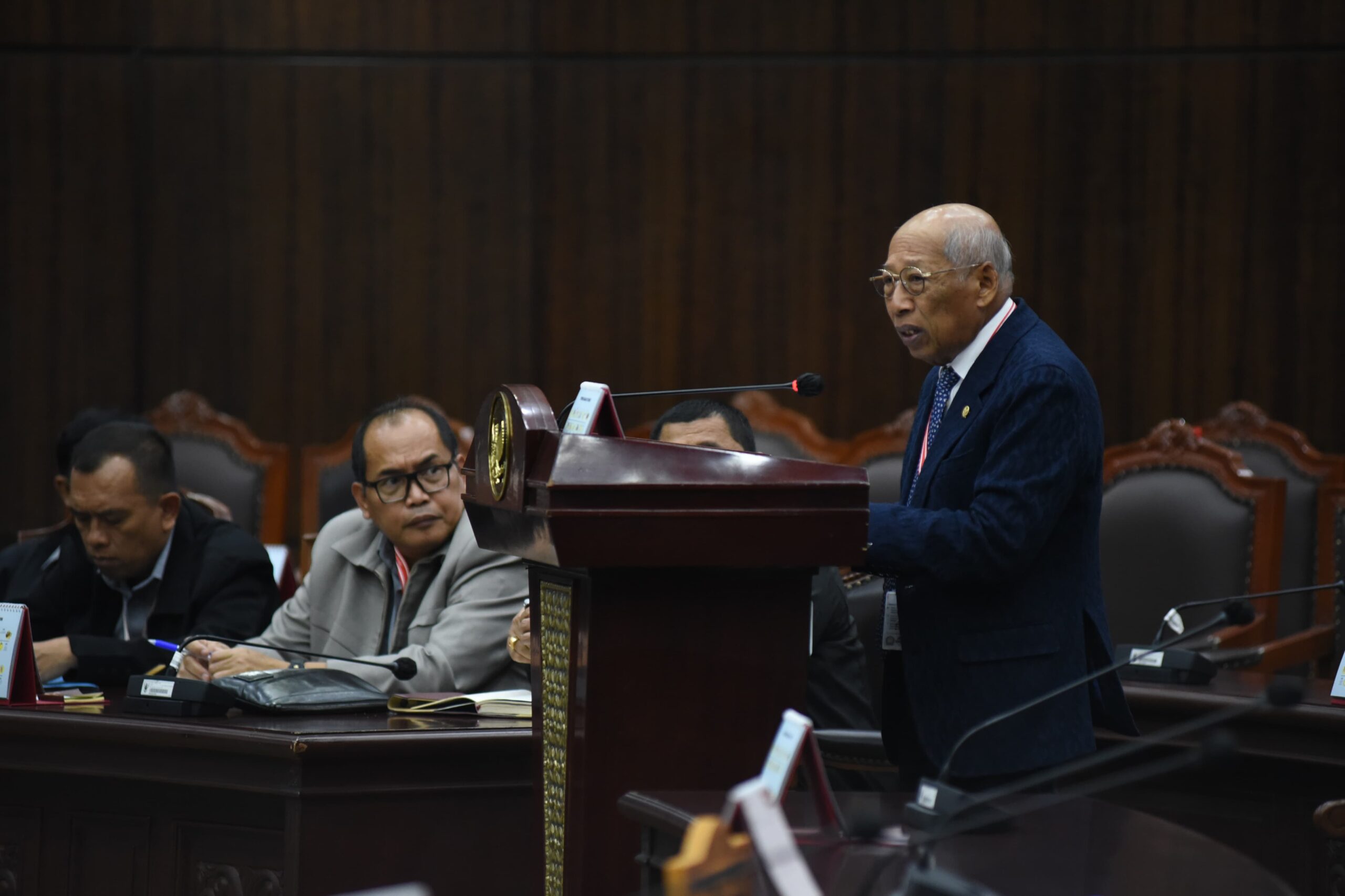 I Wayan Sudirta Tegaskan Kepastian Hukum dalam Sidang Uji Materi UU Arbitrase di Mahkamah Konstitusi