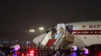 Presiden Prabowo tiba di Beijing untuk kunjungan kenegaraan perdana