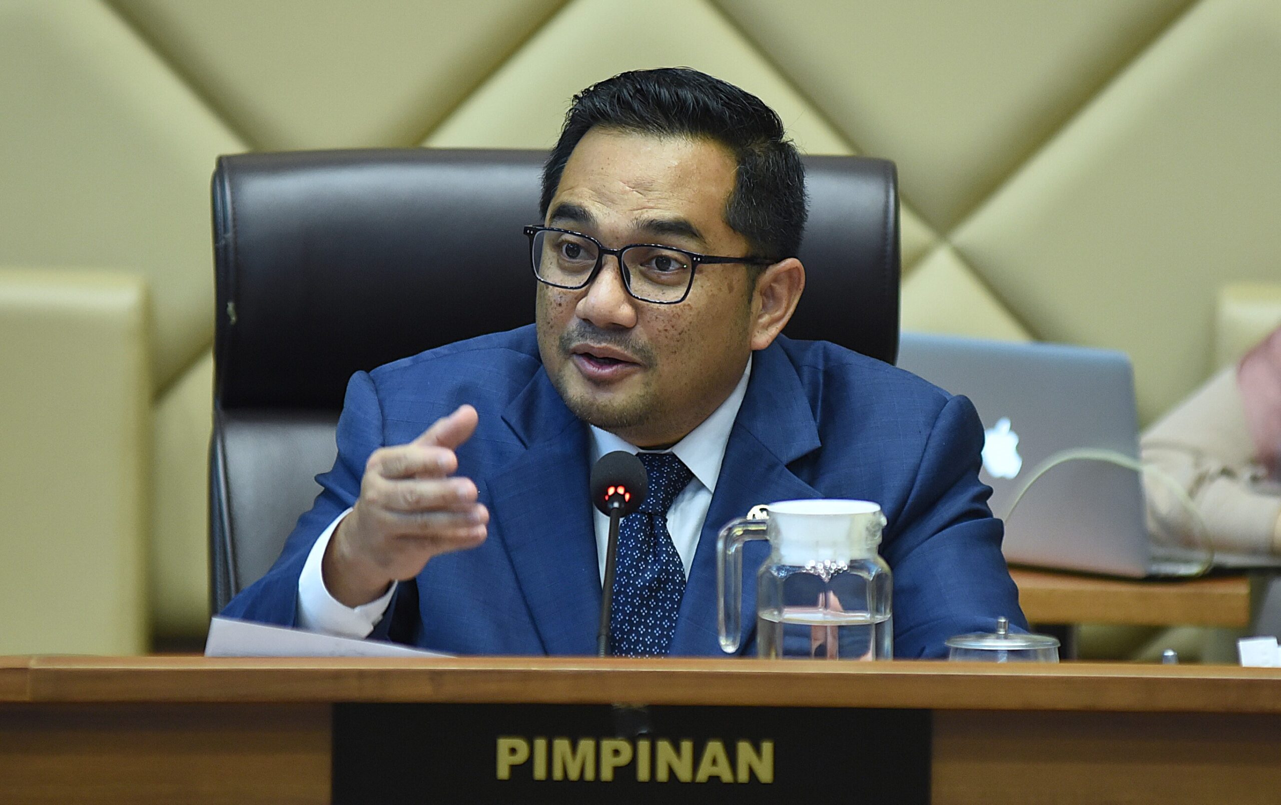 Rifqinizamy Karsayuda