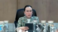 Menpar Menteri Pariwisata Widiyanti Putri Wardhana dalam “Rapat Penanganan Dampak Bencana Gunung Lewotobi Laki-Laki di Sektor Pariwisata” yang berlangsung secara daring di Jakarta,