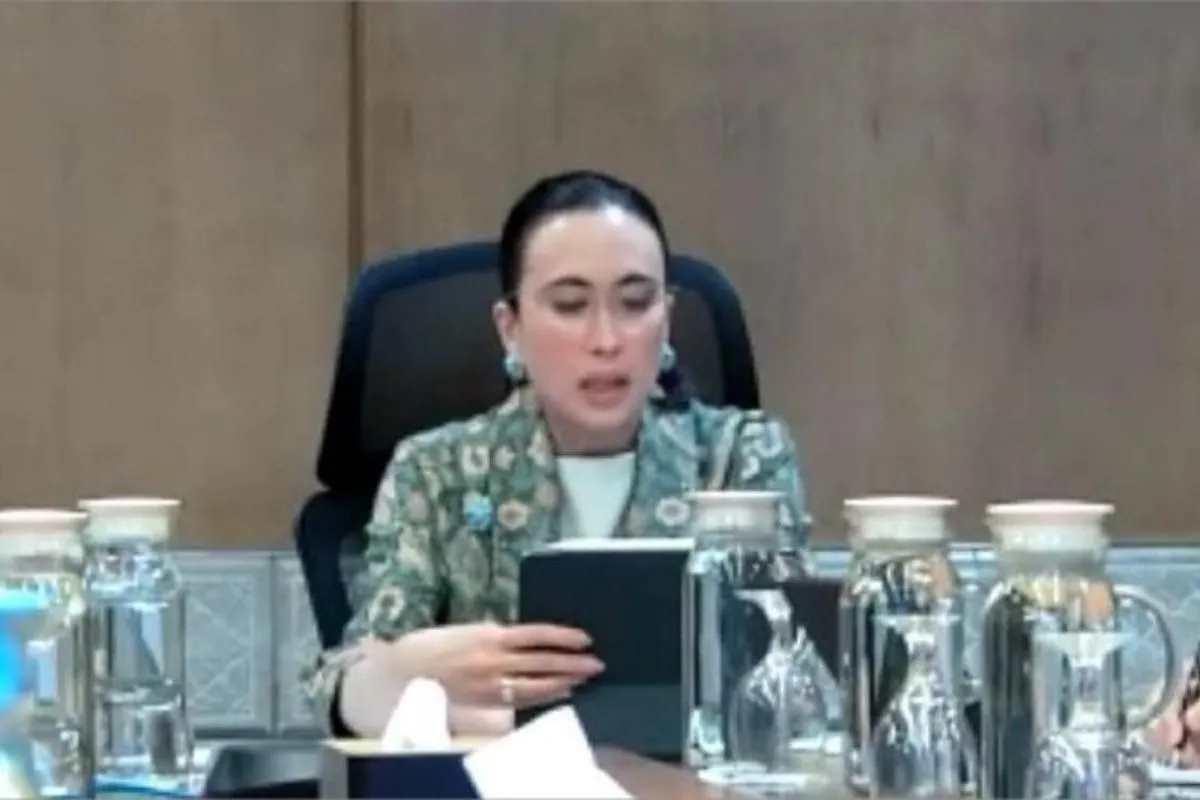 Menpar Menteri Pariwisata Widiyanti Putri Wardhana dalam “Rapat Penanganan Dampak Bencana Gunung Lewotobi Laki-Laki di Sektor Pariwisata” yang berlangsung secara daring di Jakarta,