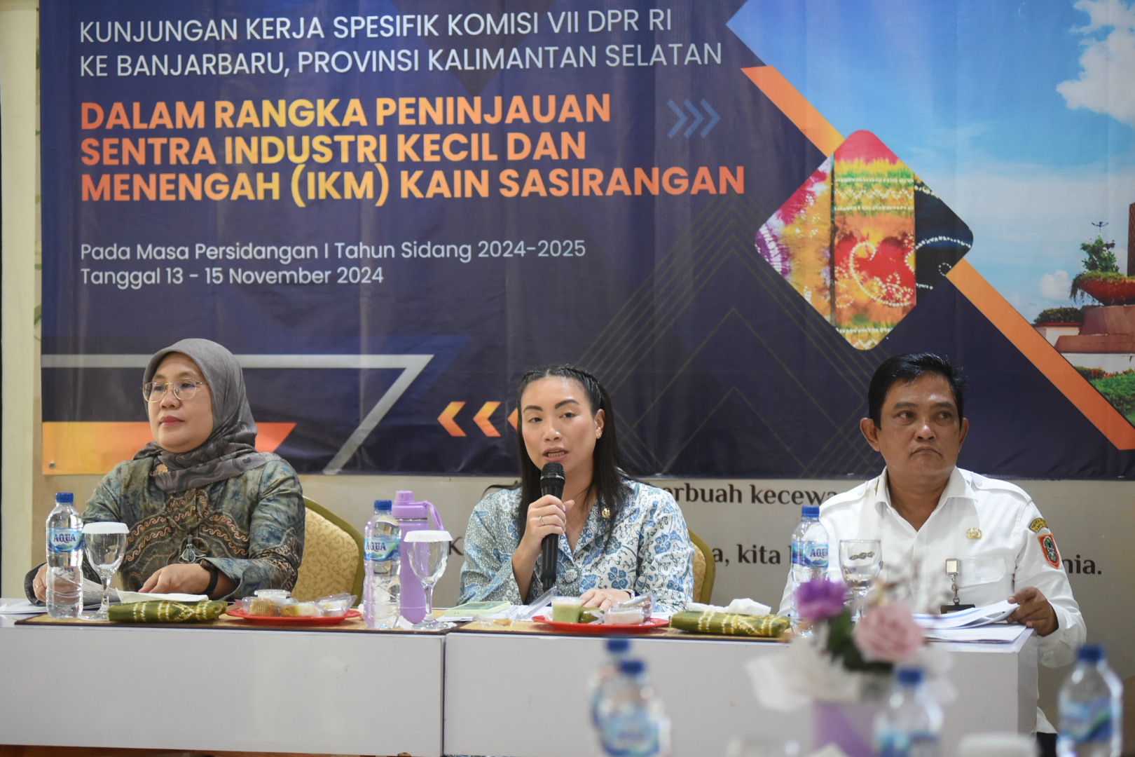 Komisi VII Dorong Inovasi dan Pemberdayaan IKM Sasirangan