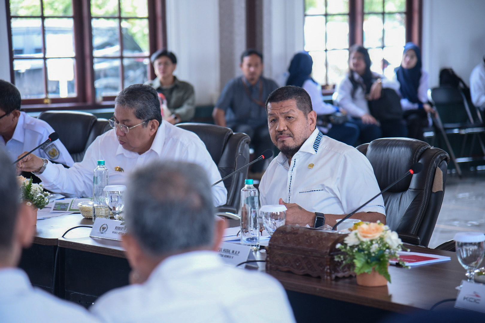 Wakil Ketua Komisi V Roberth Rouw saat memimpin Tim Kunjungan Kerja Spesifik ke Kota Bandung