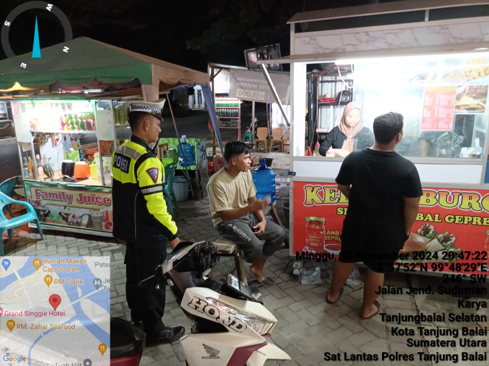 Sat Lantas Polres Tanjungbalai Secara Humanis Kembali Sambangi Pedagang Jajanan Malam