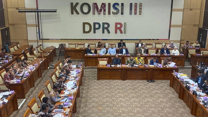 Kepala PPATK Ungkap Ada Warga Pakai 70% Gaji buat Main Judi Online