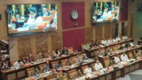 Di Hadapan Menteri-Wamen, Anggota Komisi X Heran Anak SMA Tak Bisa Baca