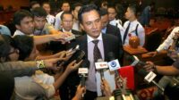 lt4fc76e958900b Ini Tanggaan Yusril Terkait pernyataan Boyamin soal kasus Sisminbakum