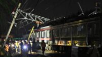  Gegara Tiang LAA Miring di Lintas Bekasi 23 Perjalanan KA Jadi Terlambat