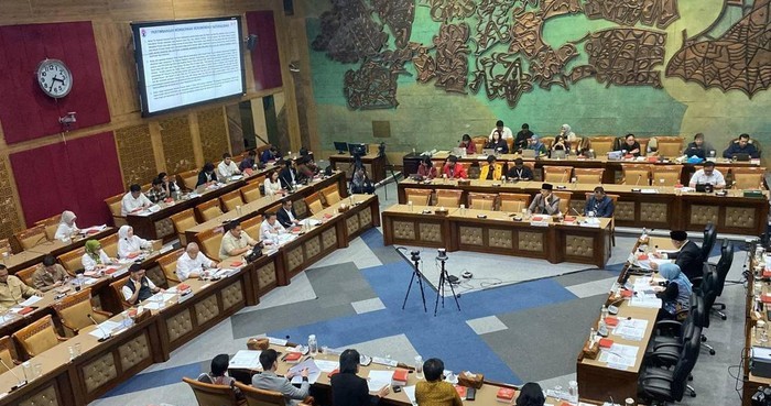 Komisi X DPR Juga Setuju Kevin Diks, Noa Johanna, Estella Loupattij Jadi WNI