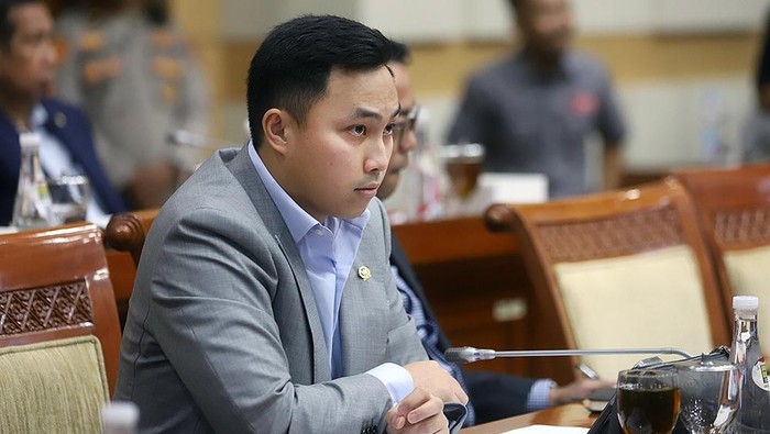 Legislator PDIP Stevano Dorong MA Bentuk Kamar Khusus Pajak