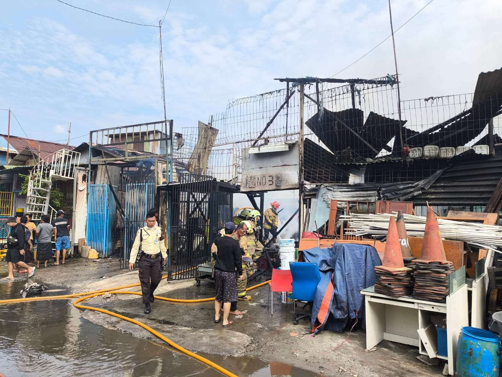 Kebakaran Hanguskan Lima Lapak di Tanjung Priok