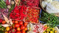 Harga pangan akhir tahun 2024 ini, cabai rawit Rp57.040/kg, gula Rp17.890/kg