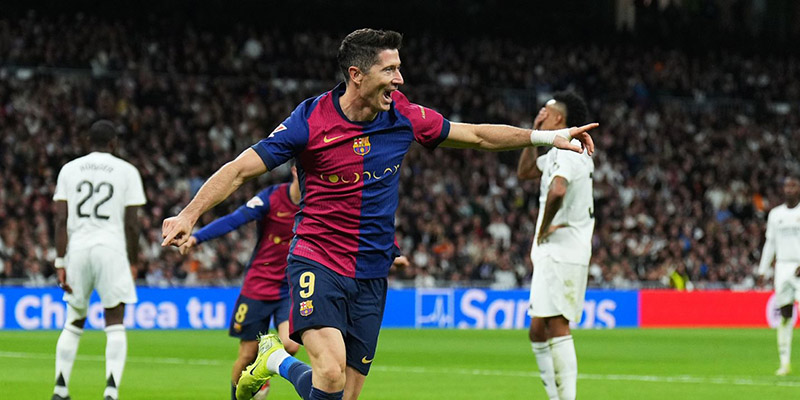 Faktor Usia, Barcelona Mulai Mencari Pengganti Lewandowski