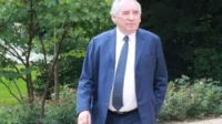 Presiden Macron tunjuk Francois Bayrou jadi PM baru Prancis