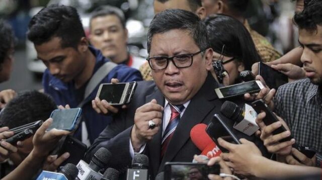 Hasto: Indonesia Tak Kenal Kewarganegaraan Ganda