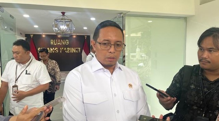 Biaya Makan Bergizi Gratis di Kendari Masih Pakai Uang Pribadi Prabowo