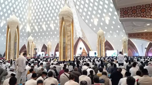 Khutbah Jumat: Saatnya Mewujudkan Ruang Publik yang Ramah untuk Anak Kecil dan Bayi