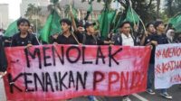 Massa Demo Tolak Kenaikan PPN 12 Persen