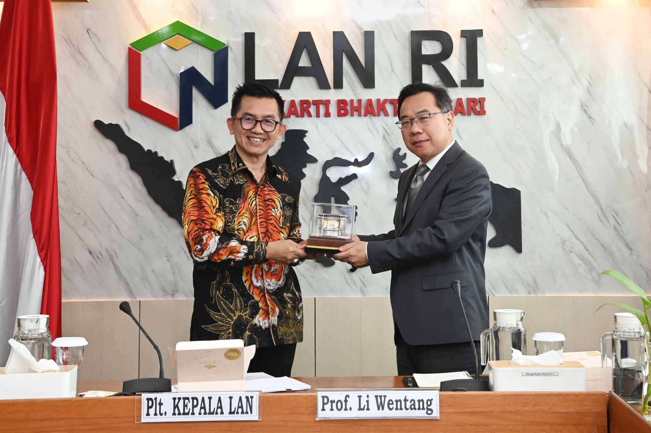 Lembaga Administrasi Negara-Akademi Administrasi Tiongkok Jajaki Kerja Sama