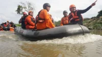 reni-sar.jpg Anggota DPR RI apresiasi kinerja Tim SAR dalam pencarian balita hanyut