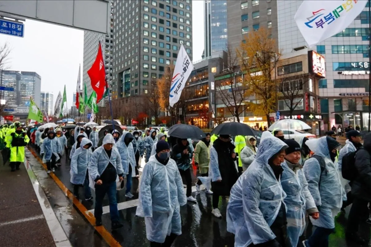 Mantan Menhan Korsel tak akan hadiri sidang terkait darurat militer