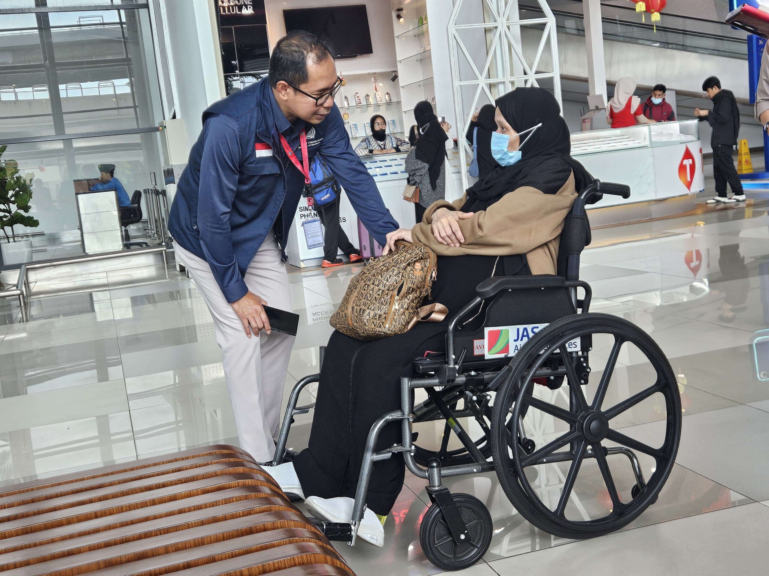 Kemlu: Satu WNI Dideportasi dari Saudi Alami Kelumpuhan