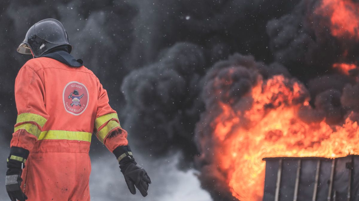 Tiga belas tentara hilang dalam ledakan gudang senjata di Kuba