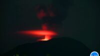 Status Siaga, Gunung Ibu Lontarkan Abu Setinggi 1.000 Meter
