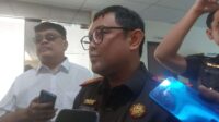 Kepala Kejaksaan Negeri Kota Bekasi, Imran Yusuf saat diwawancarai wartawan