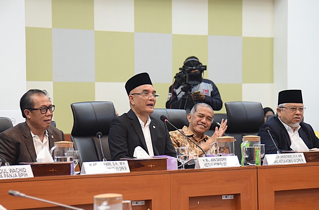 Ketua Komisi VIII DPR RI Marwan Dasopang dalam Rapat Kerja Komisi VIII dengan Menteri Agama, Kepala BPH dan Kepala BPKH serta jajaranya di Gedung Nusantara II, DPR RI, Senayan, Jakarta, Senin (06/01/2024)