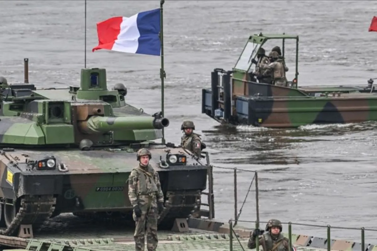 Prancis tegaskan tidak akan kirim pasukan ke Greenland