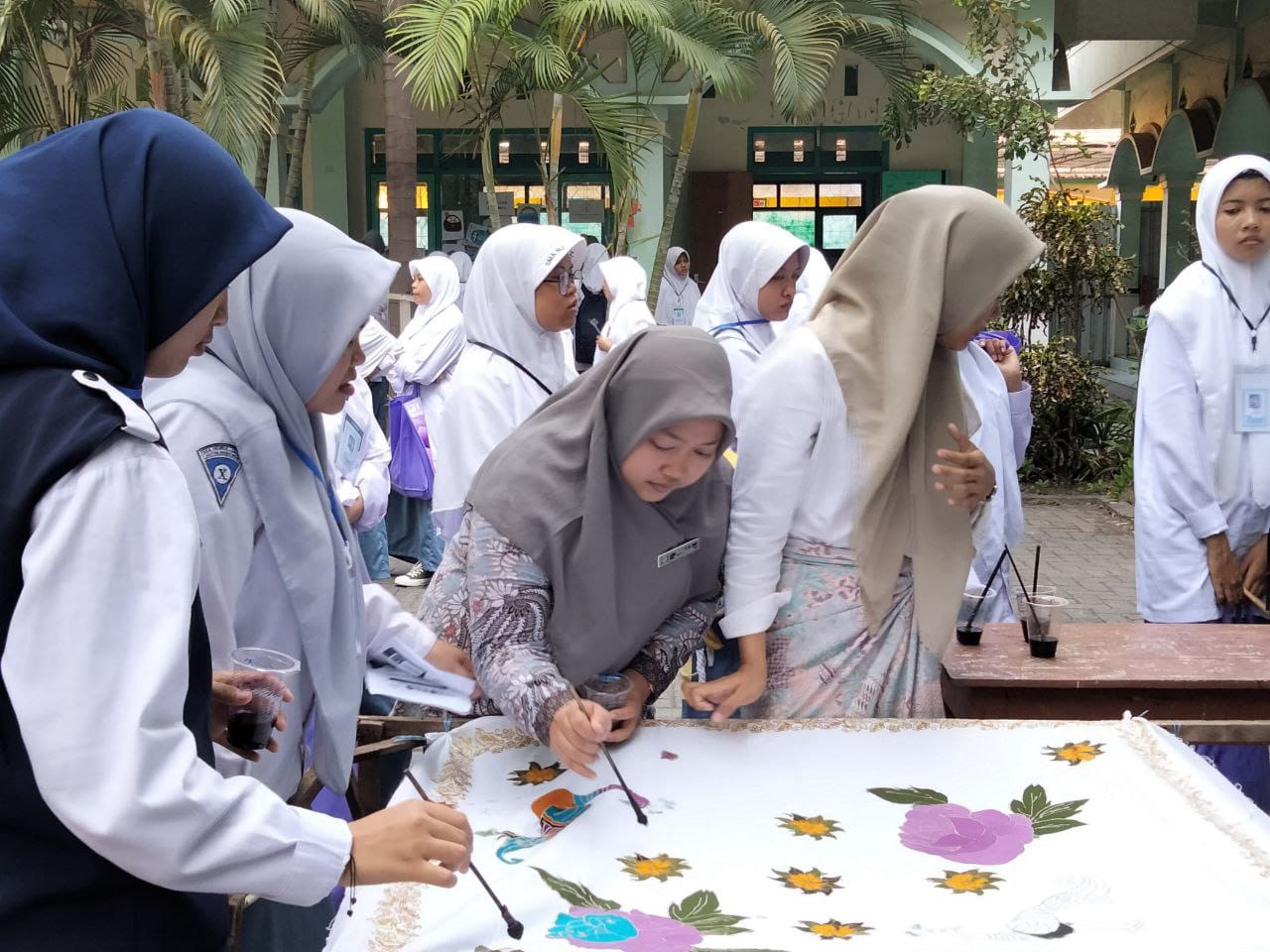 Ponpes Nurul Jadid libatkan 200 UMKM pada acara Harlah ke-102 NU