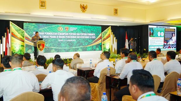Kapolri Hadiri Pelatihan Penyidik Pidana Perkebunan, Tegaskan Arahan Presiden Prabowo