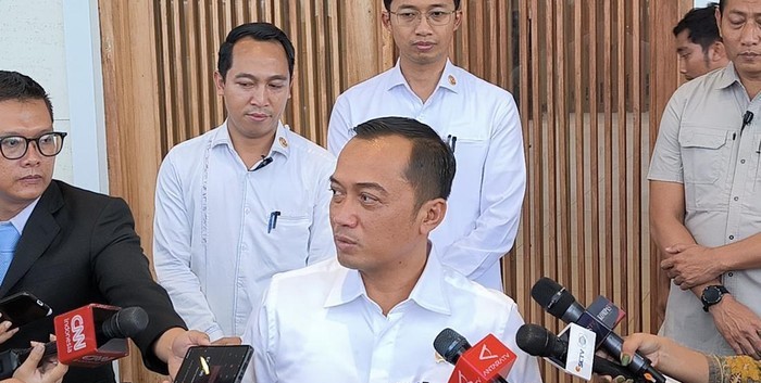 Mensesneg Ucapkan Selamat Ultah buat Megawati, Harap Bergandengan Tangan