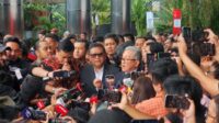 sekjen-pdip-hasto-kristiyanto-tiba-di-gedung-kpk-adrialdetikcom-3_169 Berubah 100 Derajat Usai Diperiksa KPK, Ini Perbedaannya Sebelum dan Sesudah Diperiksa